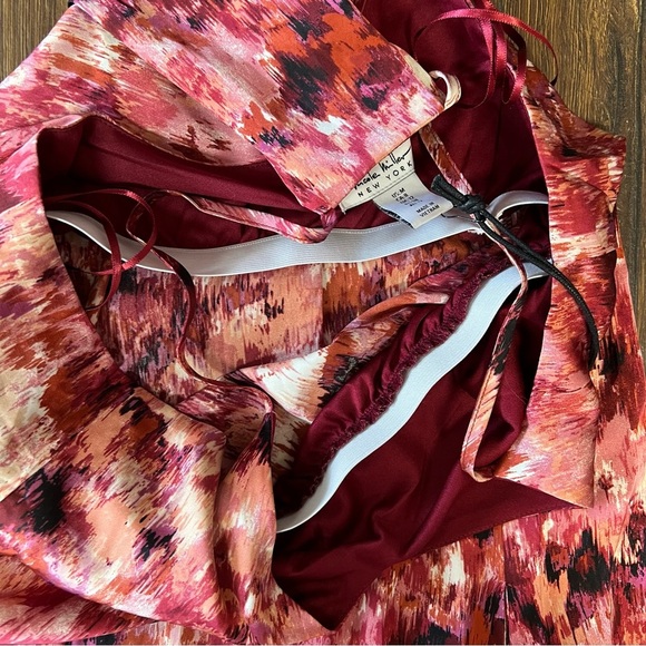🆕 Nicole Miller Abstract Printed Maxi Dress SZ MED - Picture 7 of 9